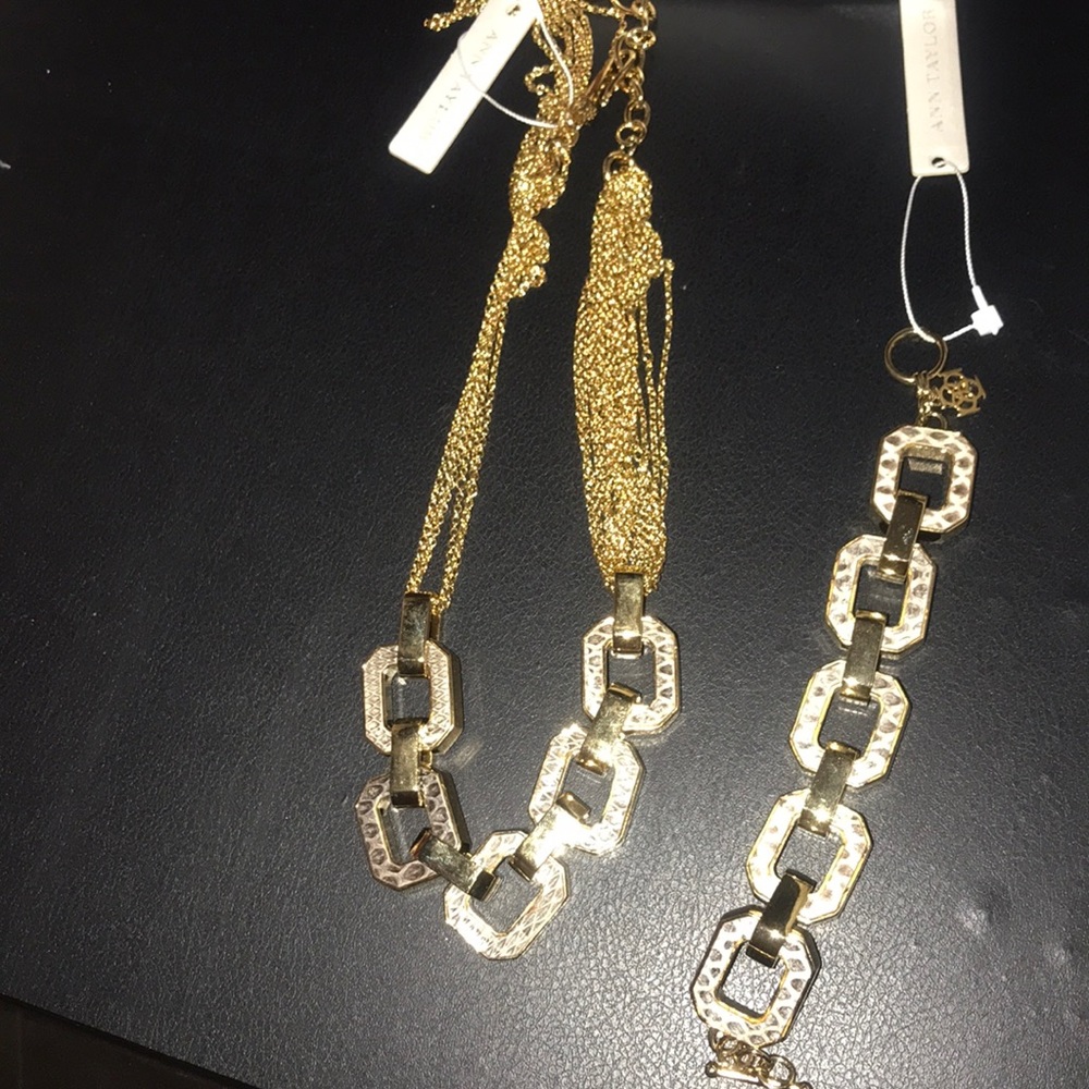 Accessories - Picture 2 of 2